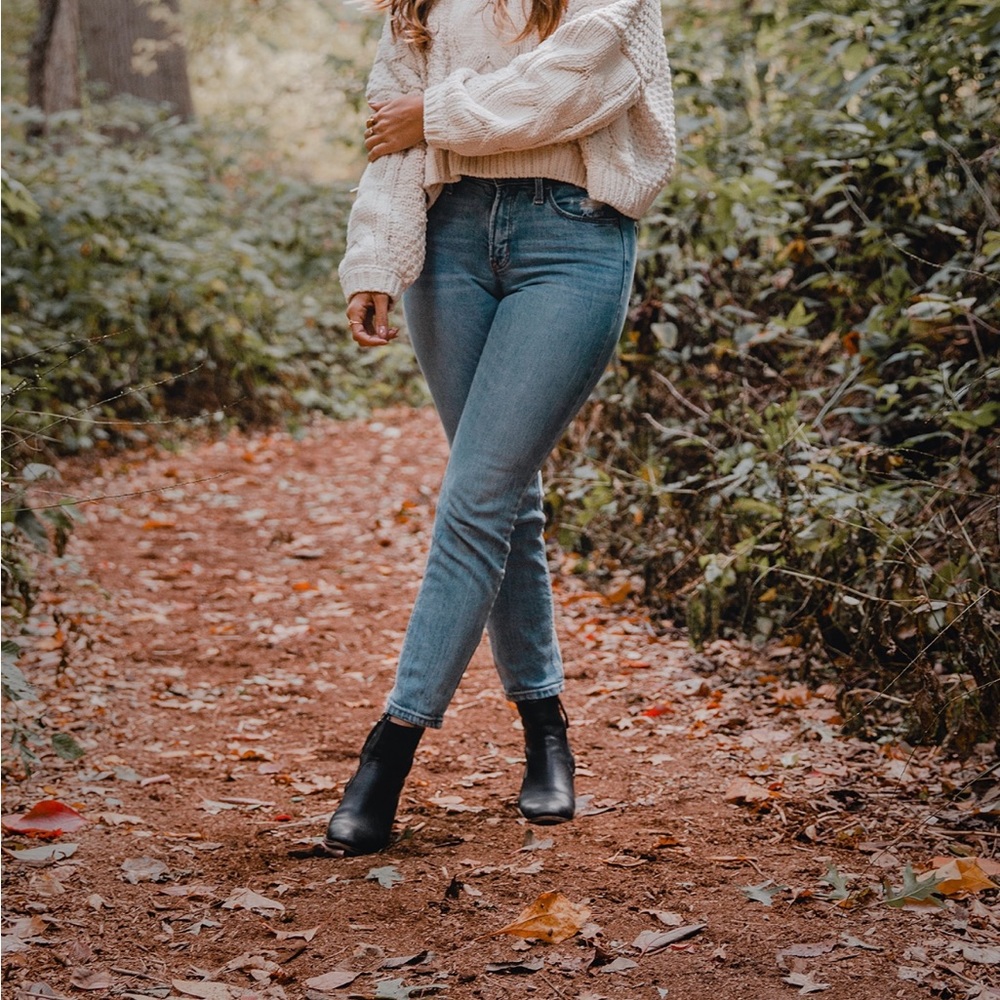 TWO Old navy HIGH RISE Power Straight Jeans size 0